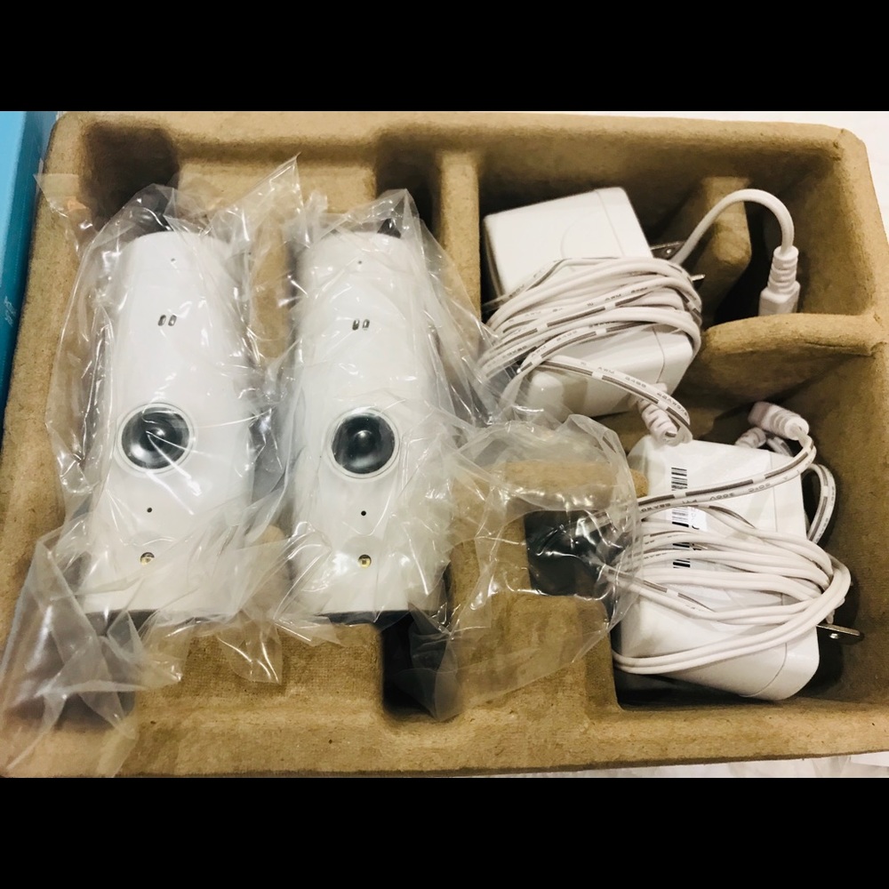 Mini HD Wi-fi Camera - Picture 2 of 2